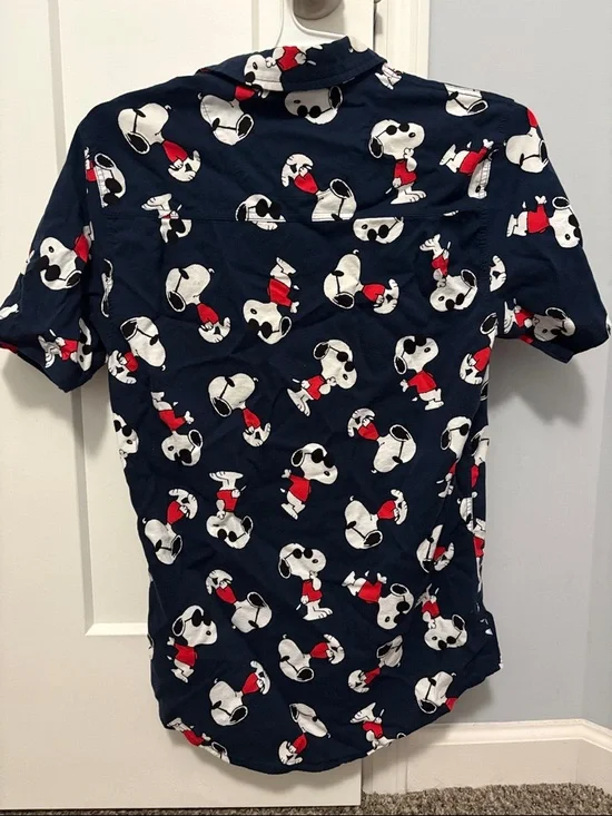PEANUTS Snoopy men’s button down shirt - Picture 3 of 4